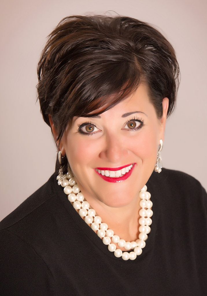 bt-0065-1-1 Beth Thomas, Partner Global Enterprise Change, ISG